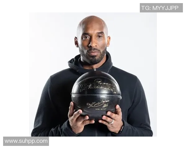 科比与小球迷的篮球梦交汇瞬间，感动与热爱永存心间